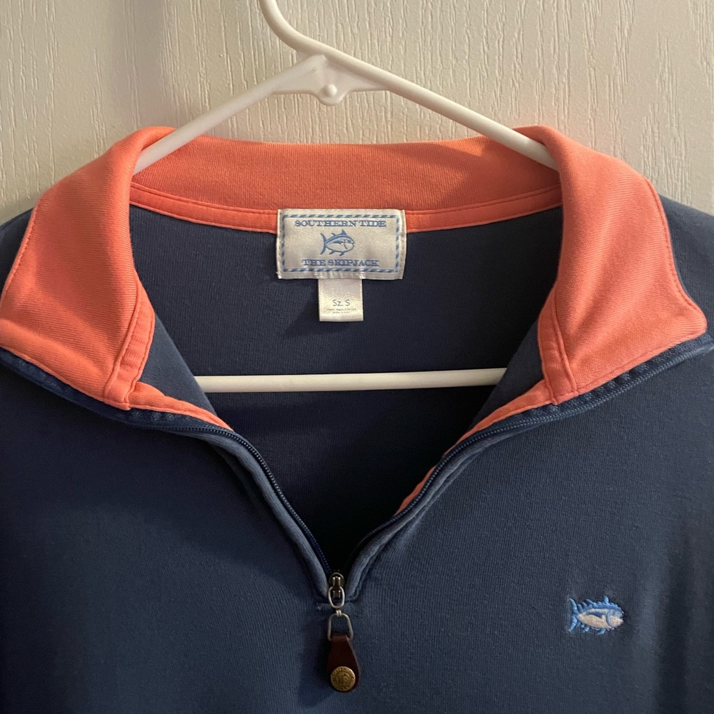 Southern Tide lightweight pullover. Really cute!